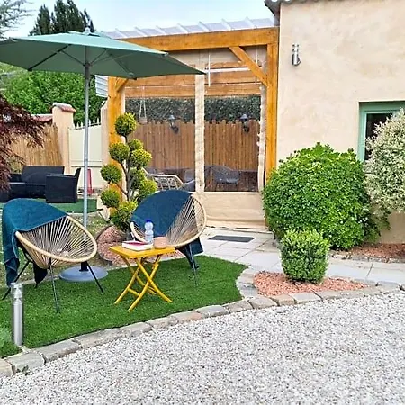 Couette-café Les Du Bonheur 3*